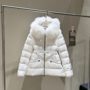 Moncler Short Goose down jacket for Women