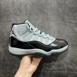 Air Jordan 11