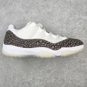 Air Jordan 11