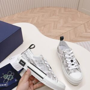Dior B23