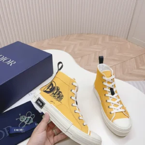 Dior B23