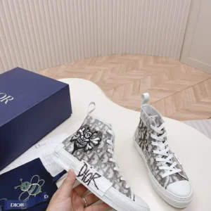 Dior B23