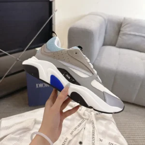 Dior B22