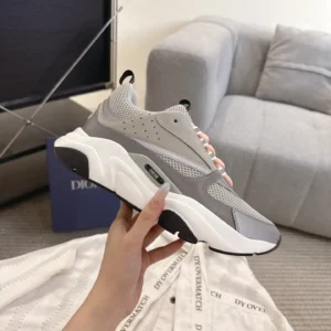 Dior B22