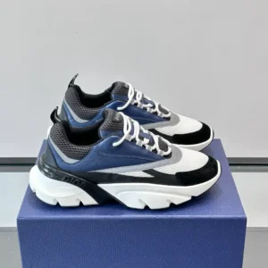 Dior B22