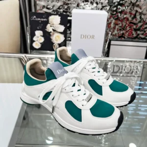 Dior B30