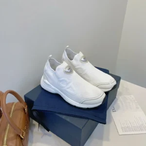 Dior B30